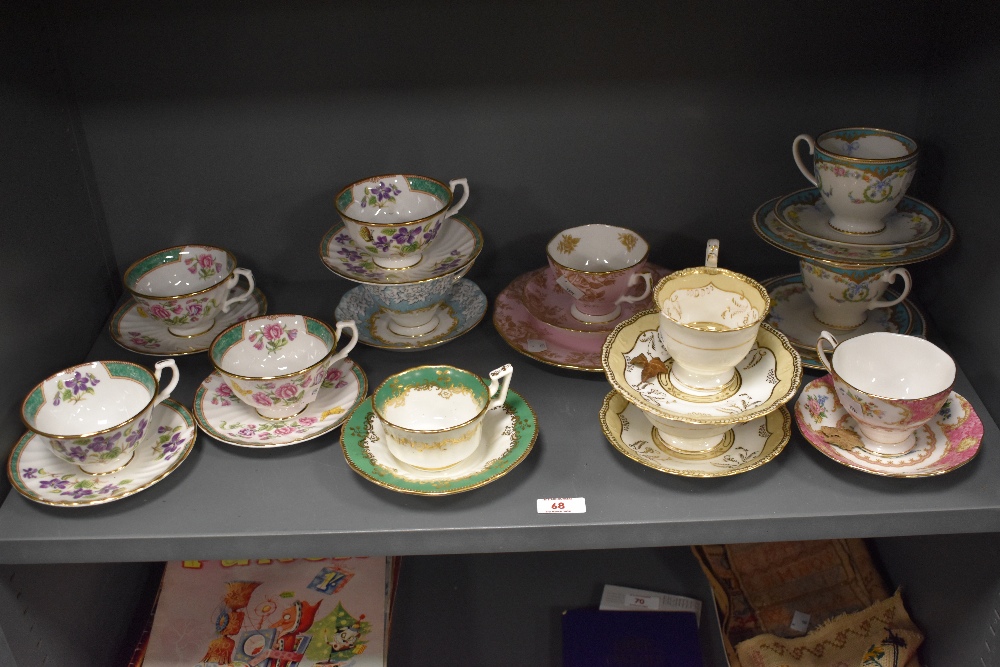 A selection of decorative porcelain teacups and saucers, in various patterns, to include Royal