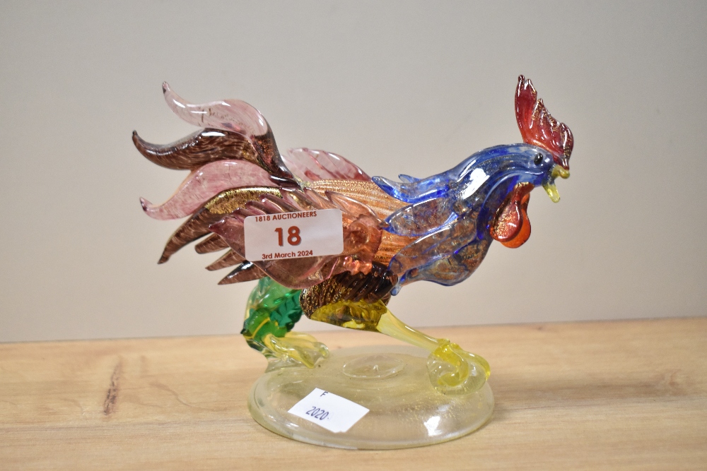 A mid-20th Century art glass cockerel ornament, possibly Murano, measuring 13cm tall - Image 2 of 3