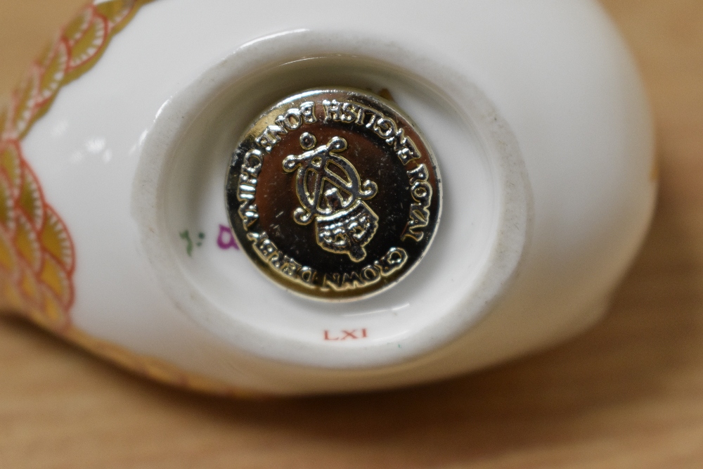 A group of three Royal Crown Derby Imari pattern bird-form paperweights, comprising a seated - Image 4 of 4