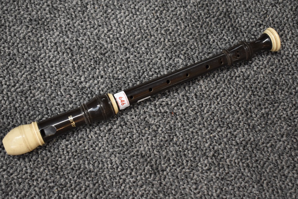 An Aulos 209 treble recorder