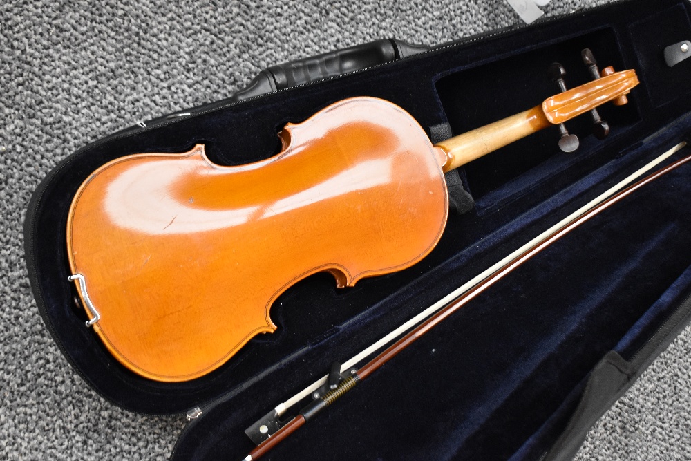 A modern violin having two piece 13inch back , with bow and case - Image 3 of 5