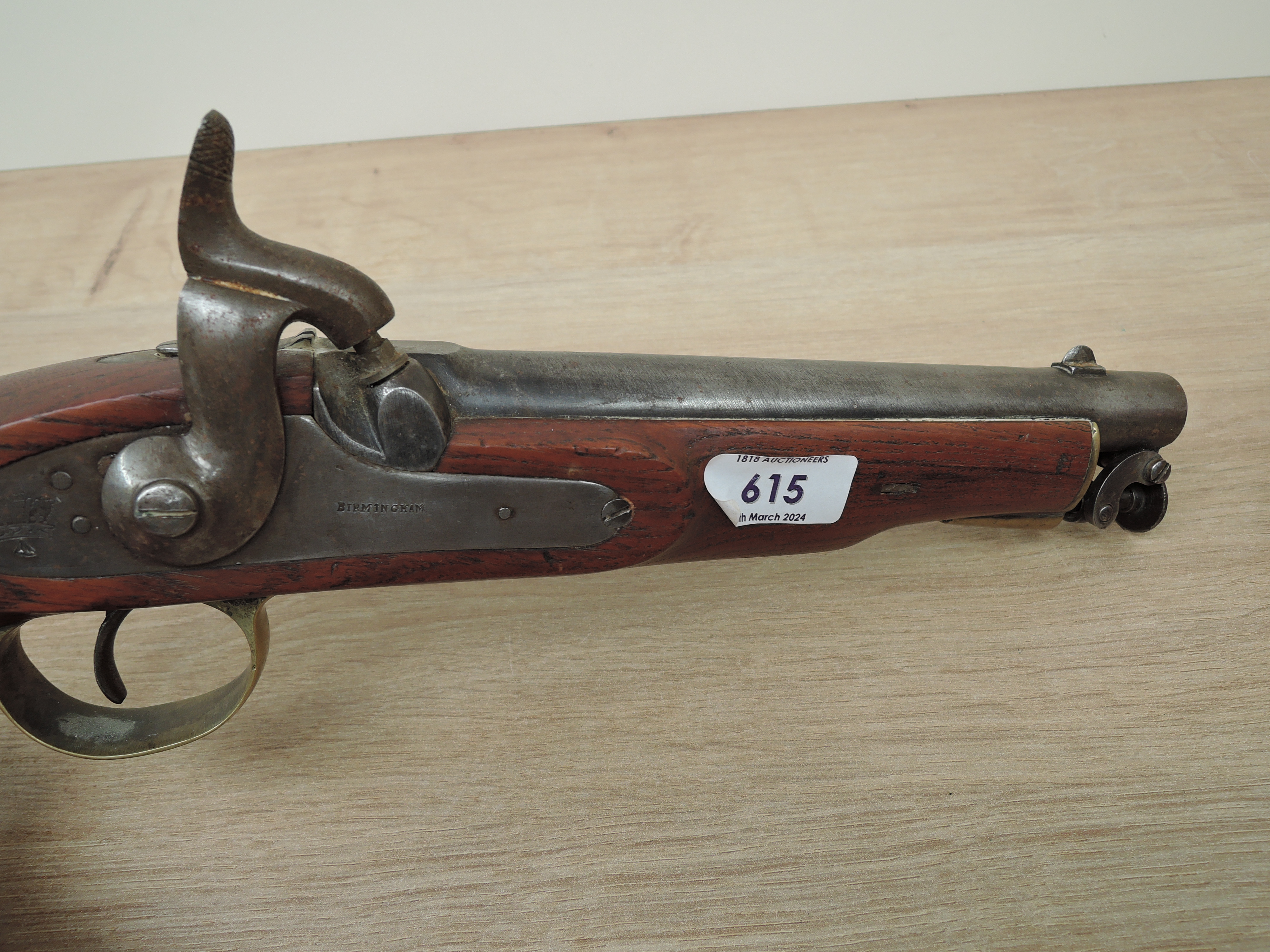 A mid 19th century English Percussion Pistol with swivel ram rod, Birmingham stamped on lock plate - Image 4 of 6