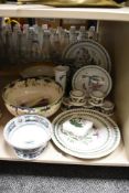 A group of mixed Portmerion 'Botanic Garden' pattern items, plates, lidded box, etc, sold along with