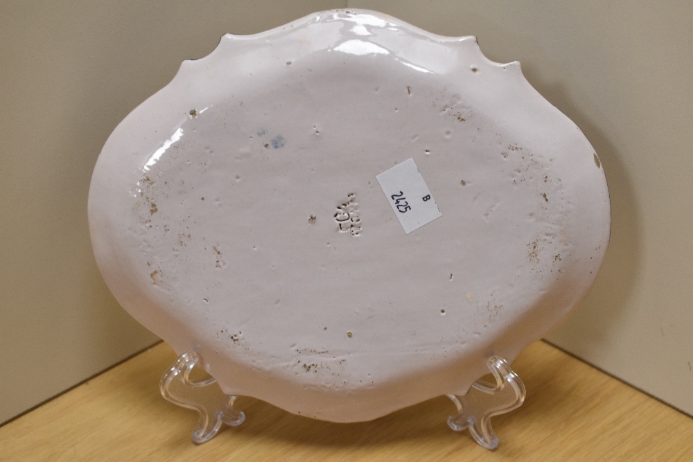 A continental faience shallow dish of shaped form. - Image 2 of 2