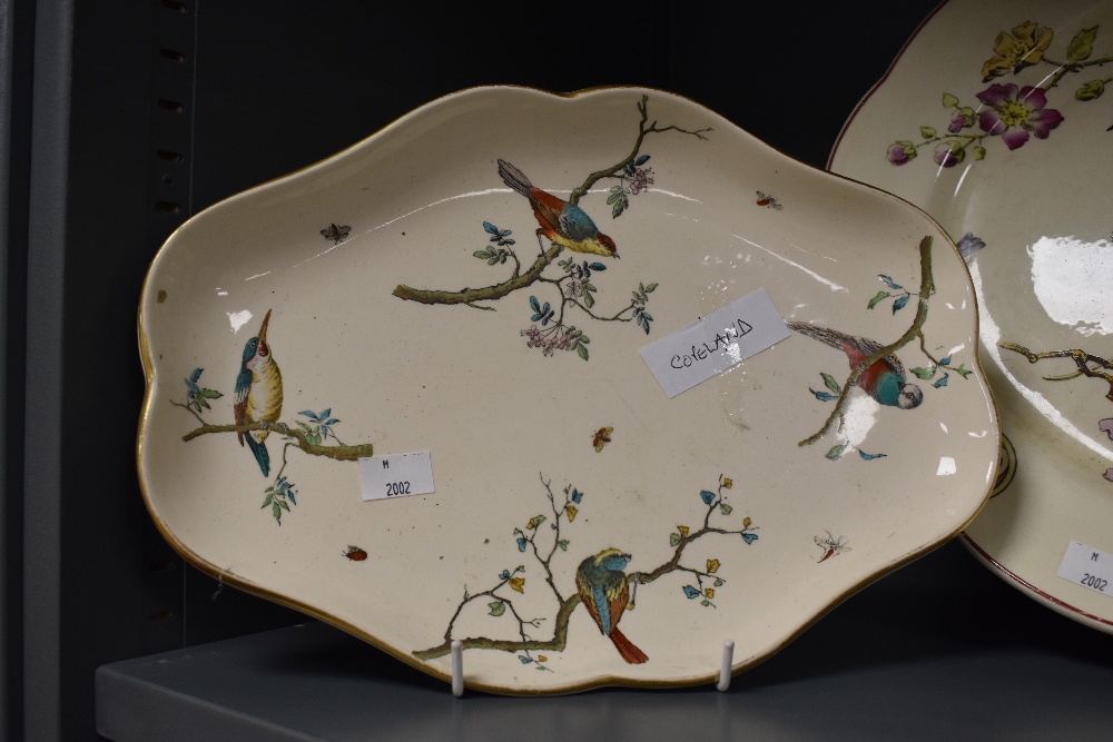 A Victorian Powell, Bishop, & Stonier hand painted ashette, decorated with birds and butterflies - Image 2 of 4