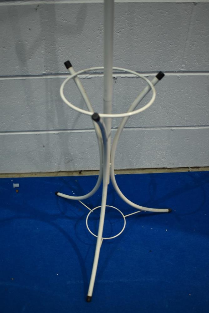 A vintage metal atomic style hat stand - Image 3 of 4