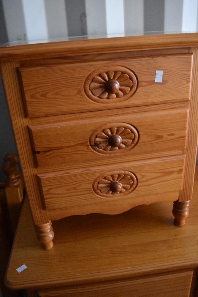 A selection of pine bedroom furniture comprising five drawer chest (W90 D45 H127), two over two - Image 5 of 5