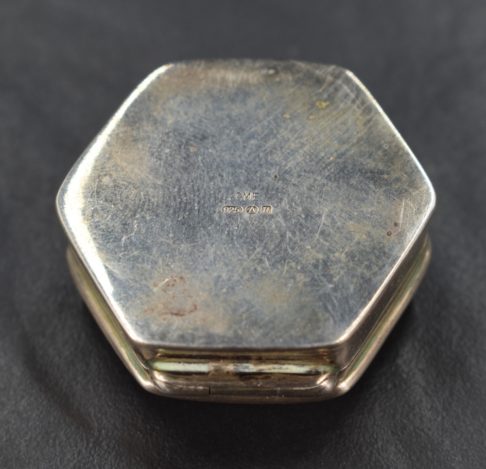 An imported silver 19th century design pill box, of domed and hinged hexagonal form with engraved - Image 2 of 3