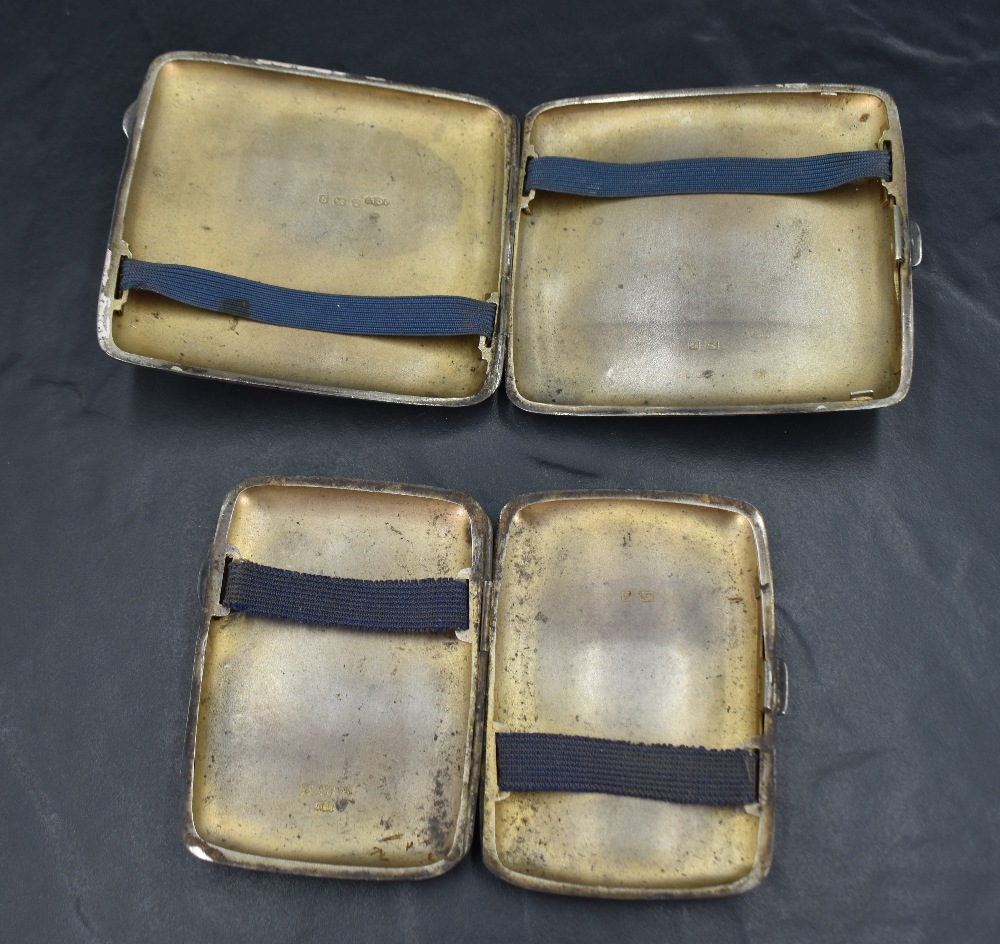 Two early 20th century silver cigarette cases, one having engine-turned decoration the other - Image 2 of 6