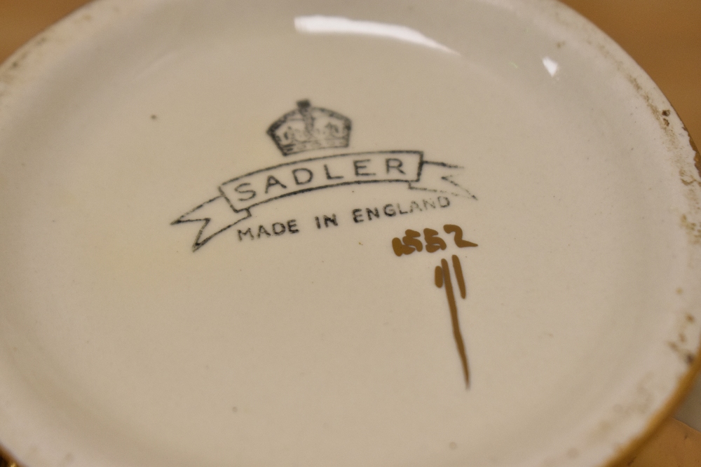 A cream and gold Sadler teapot. - Image 2 of 2