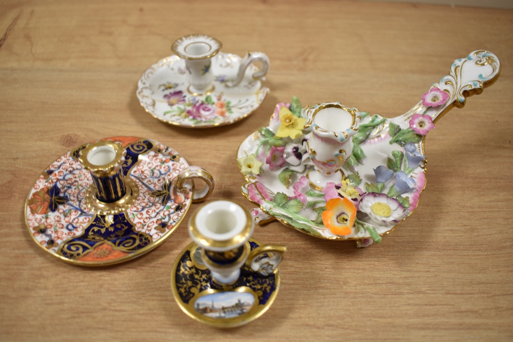 A collection of vintage ceramic candlesticks, including Staffordshire and one bearing crossed swords - Bild 2 aus 13