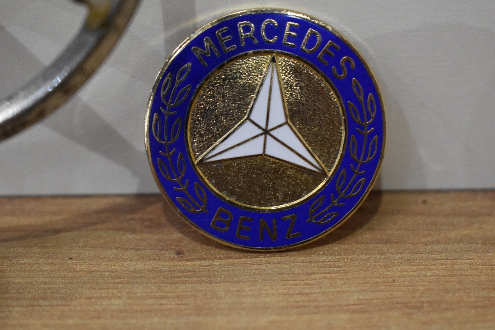 Four Mercedes car badges - Image 2 of 3