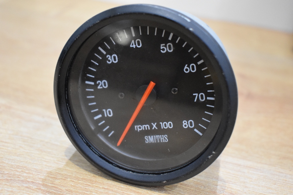 A box of automobile gauges with Black faces including Rev counter, Volt, Water/Oil, Oil x 3 and - Image 2 of 9