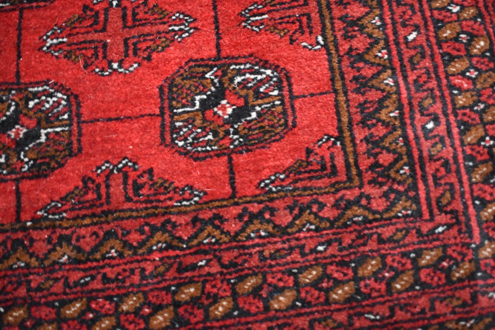 A Persian style carpet runner having red ground, approx 260 x 80cm - Image 3 of 3