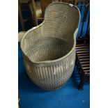 A vintage dolly/bath tub (rub-a-tub senior)