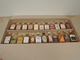 Twenty Three flat miniature bottles of Single Malt Whisky including Tomintoul, Jura, Glen Grant, Old