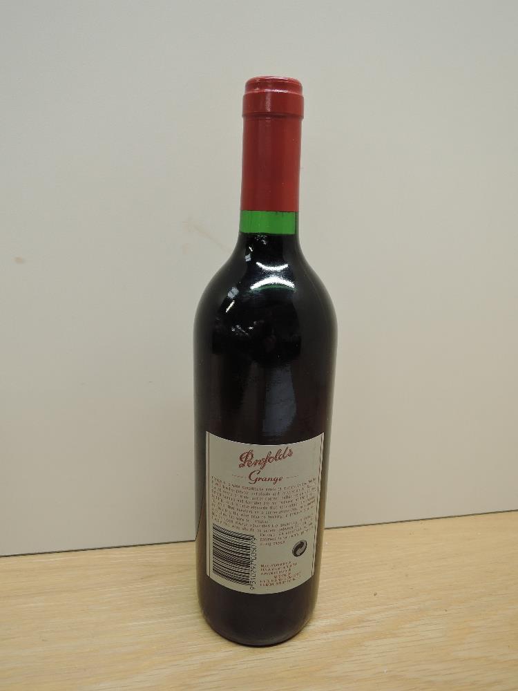 A bottle of Penfolds Grange South Australia Shiraz, Vintage 1994, Bottled 1995, 14% vol, 75cl, - Image 2 of 2