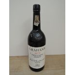 A bottle of Grahams 1975 Vintage Port, no strength or capacity started