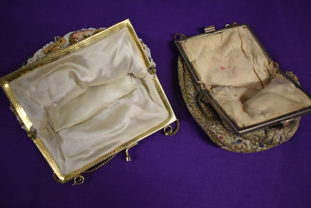 Two vintage hand bags, including silk Art Deco evening bag. - Image 3 of 5