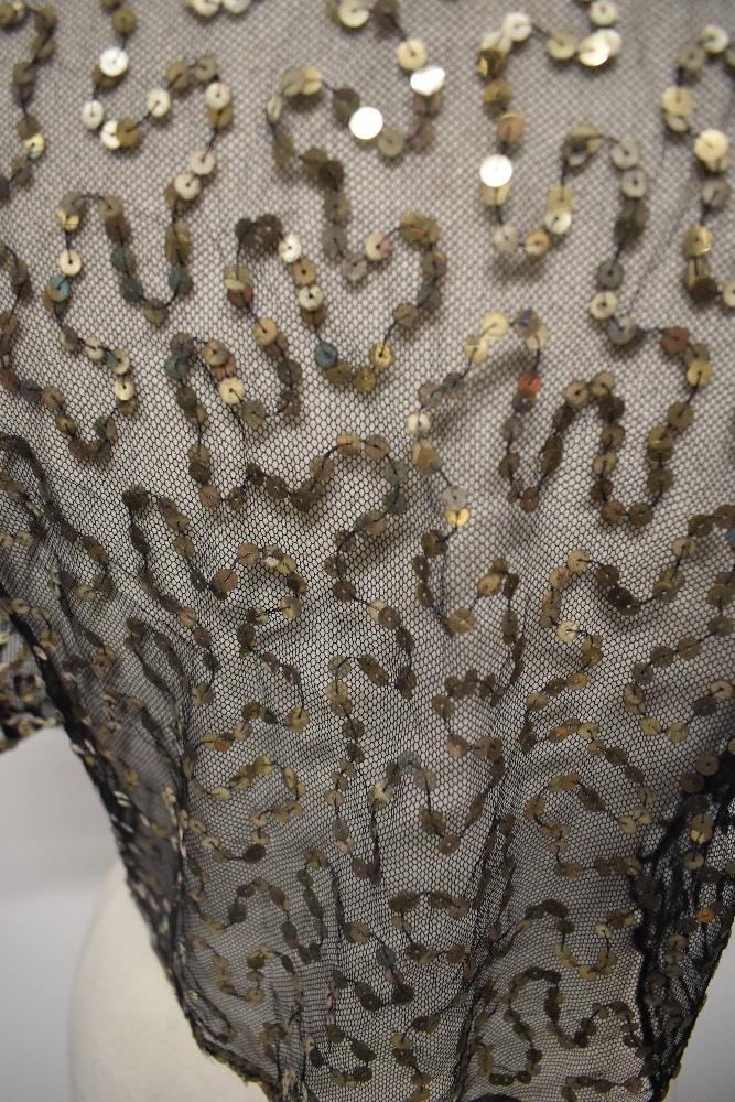 An Art Deco French sequinned bolero. - Bild 5 aus 6