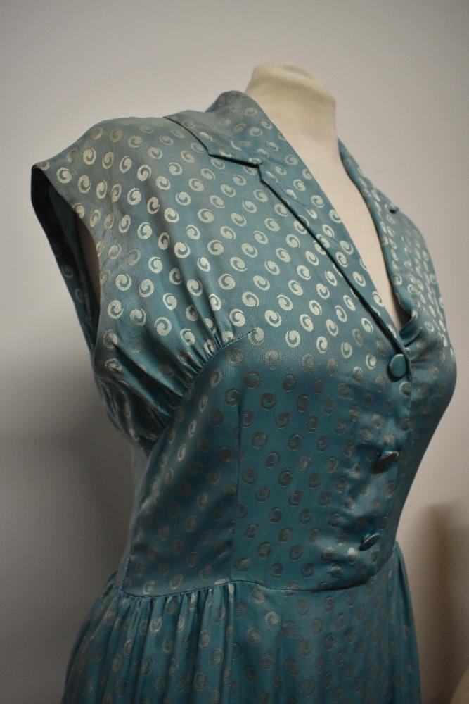 A late 1940s/early 50s day dress of sea foam green medium weight silk, having gathers to the - Image 5 of 8