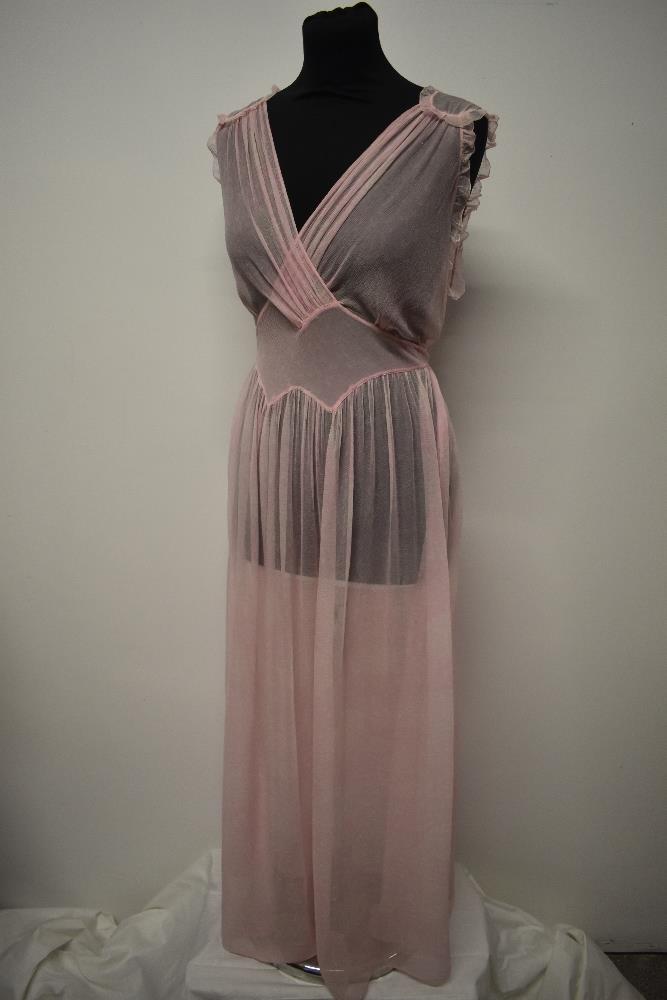 A floaty 1930s silk chiffon nightdress, in pale pink having delicate white floral pattern, cross - Image 2 of 13