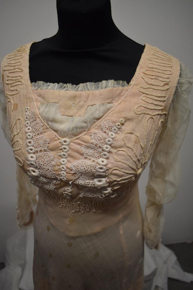 A pale tea coloured Edwardian dress of shot cotton, or blended shot cotton with large dot pattern, - Image 6 of 23