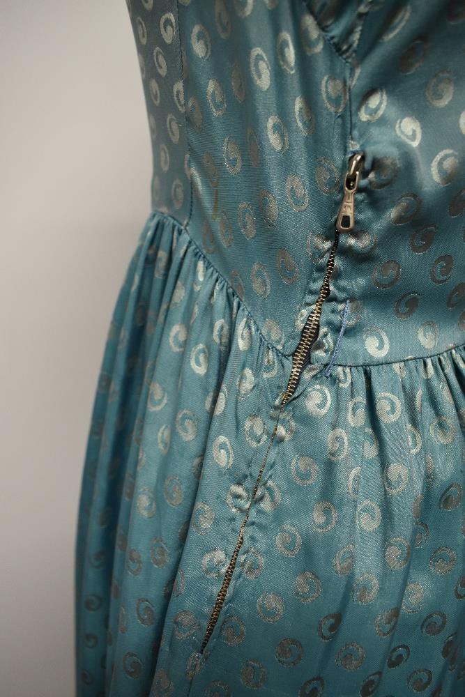 A late 1940s/early 50s day dress of sea foam green medium weight silk, having gathers to the - Image 8 of 8