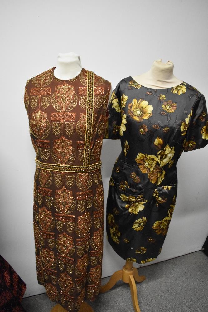 Two 1960s vintage dresses and one 1950s dress, one a maxi dress with sequins and metallic thread - Bild 6 aus 10