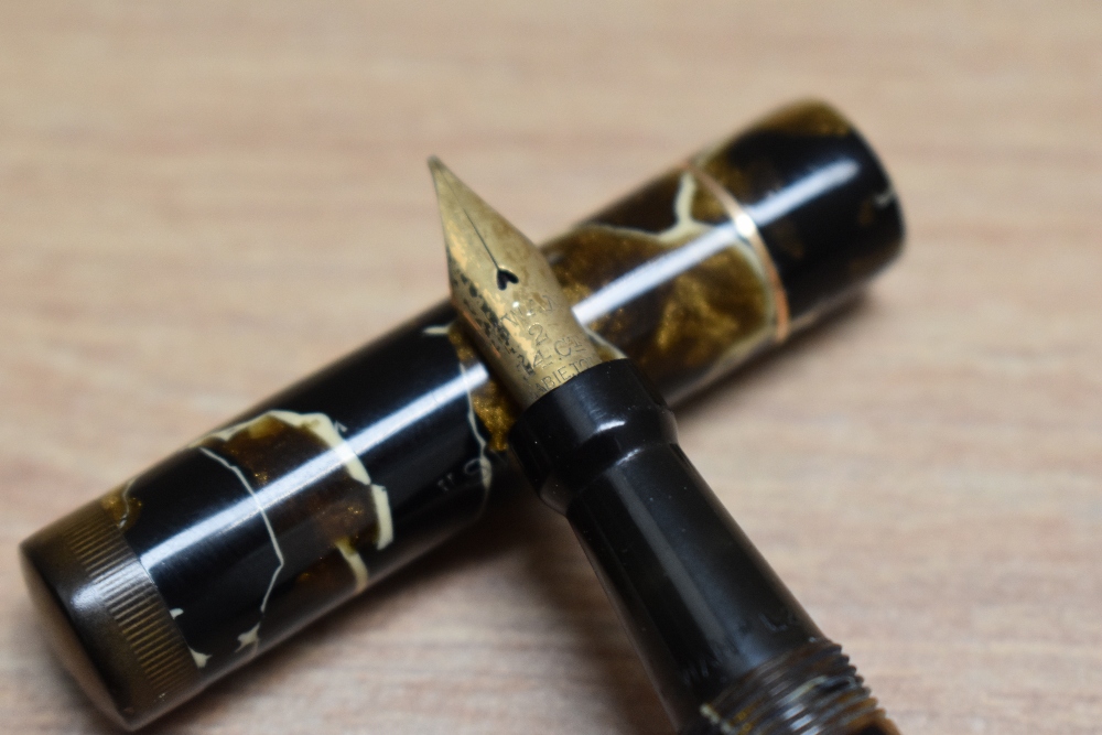 A Mabie Todd & Co Swan 205/47 leverless twist fill fountain pen and Fyne Point propelling pencil set - Image 3 of 3