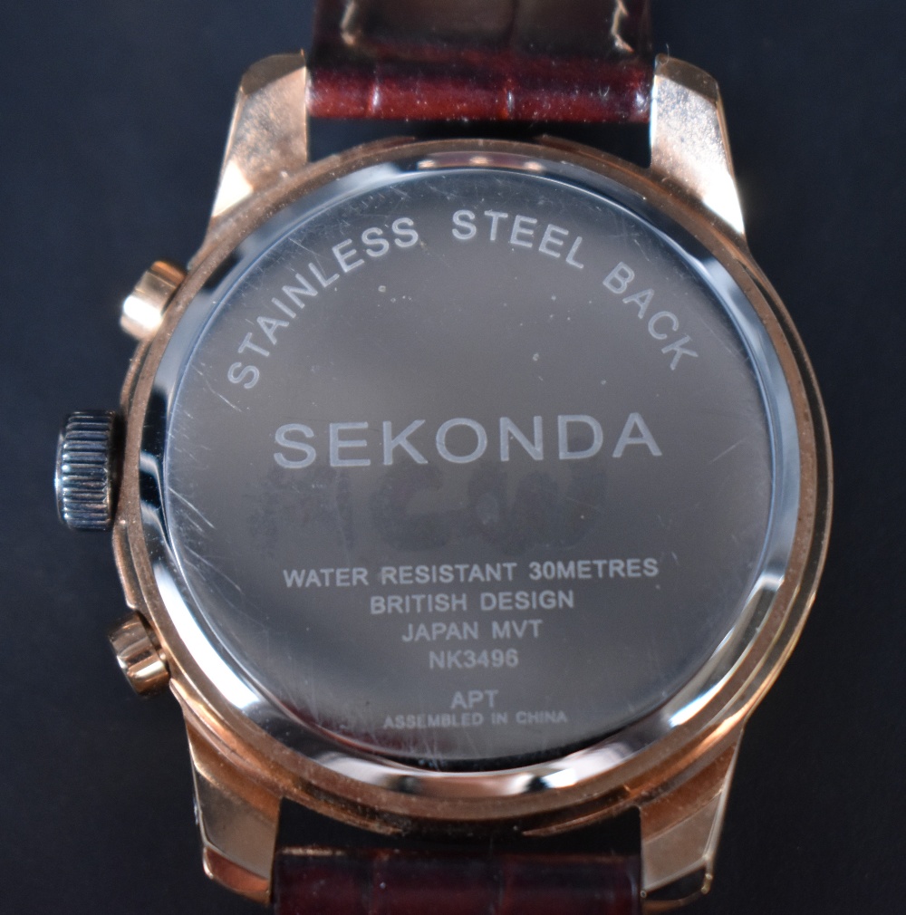 Two gentlemen's Sekonda wristwatches, one with a black dial with baton five minute markers apart - Bild 3 aus 9