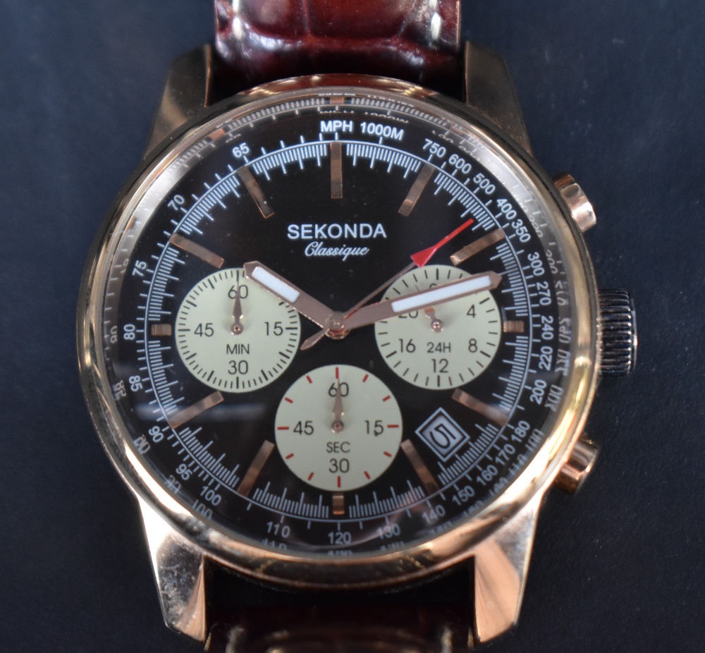 Two gentlemen's Sekonda wristwatches, one with a black dial with baton five minute markers apart - Bild 2 aus 9