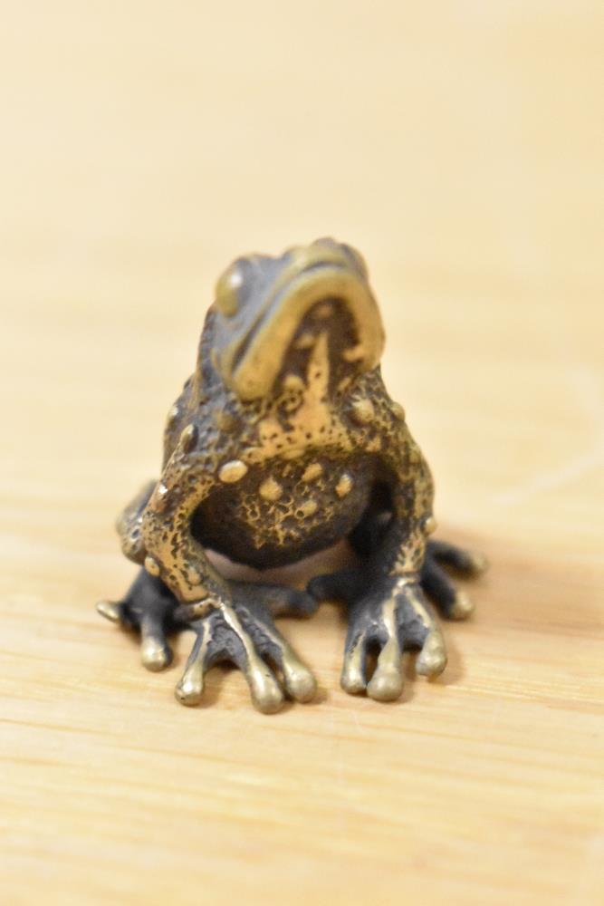 A brass frog, having 'A' impressed to underside. - Image 2 of 3