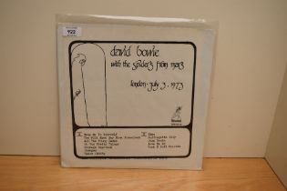 '' Bowie '' final spiders gig ! rare. A rare promotional / private pressing - these records have