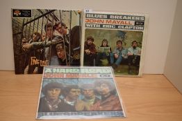 A John Mayall lot with Bluesbreakers titles - a nice selection with some fantastic sounds here !