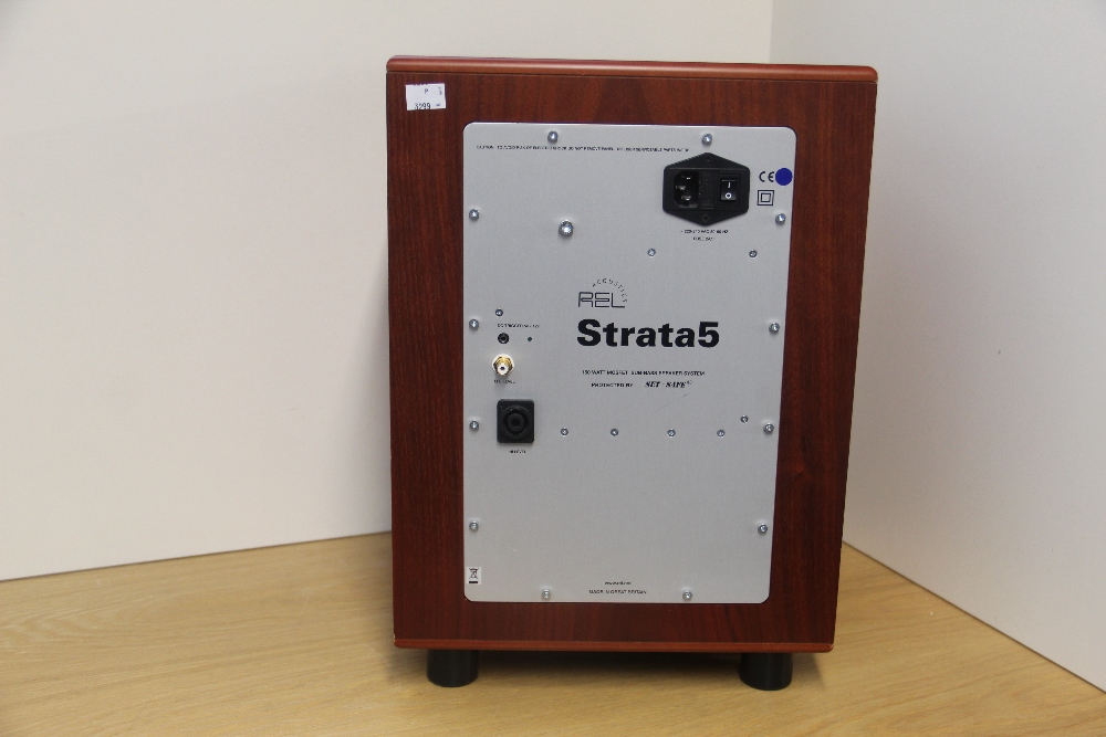 A Rel Strata 5 Bass Speaker in like new condition - a highly regarded piece of kit - a heavy item ! - Image 4 of 6