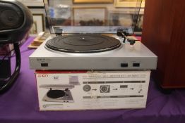A boxed USB ION Turntable - had little or no use - in excellent condition