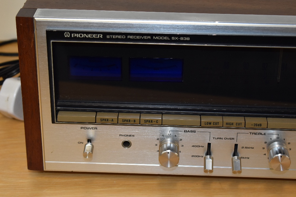 A Pioneer SX 838 Amplifier - works well - sounds superb - all switches and lights in full working - Image 3 of 8