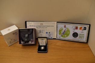 A Royal Mint 2019 Treasured Christmas Silver Sixpence in original cloth bag, card box and outer card