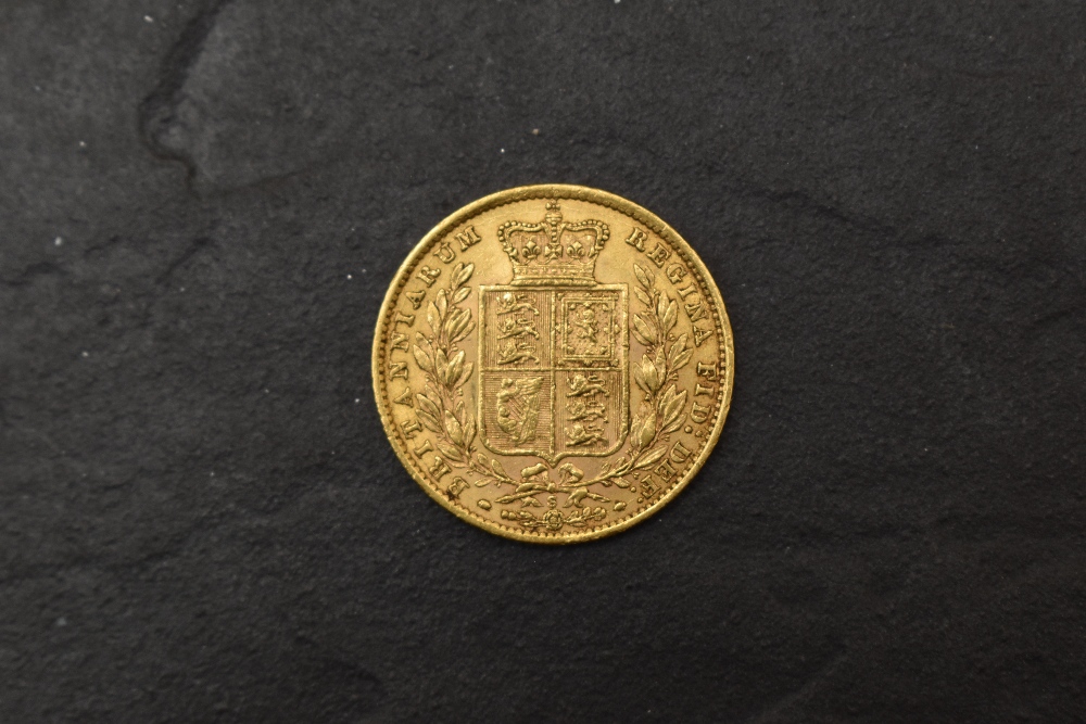 A 1871 Queen Victoria Gold Sovereign, Shield Back, Young Head, Sydney Mint, under shied mint mark