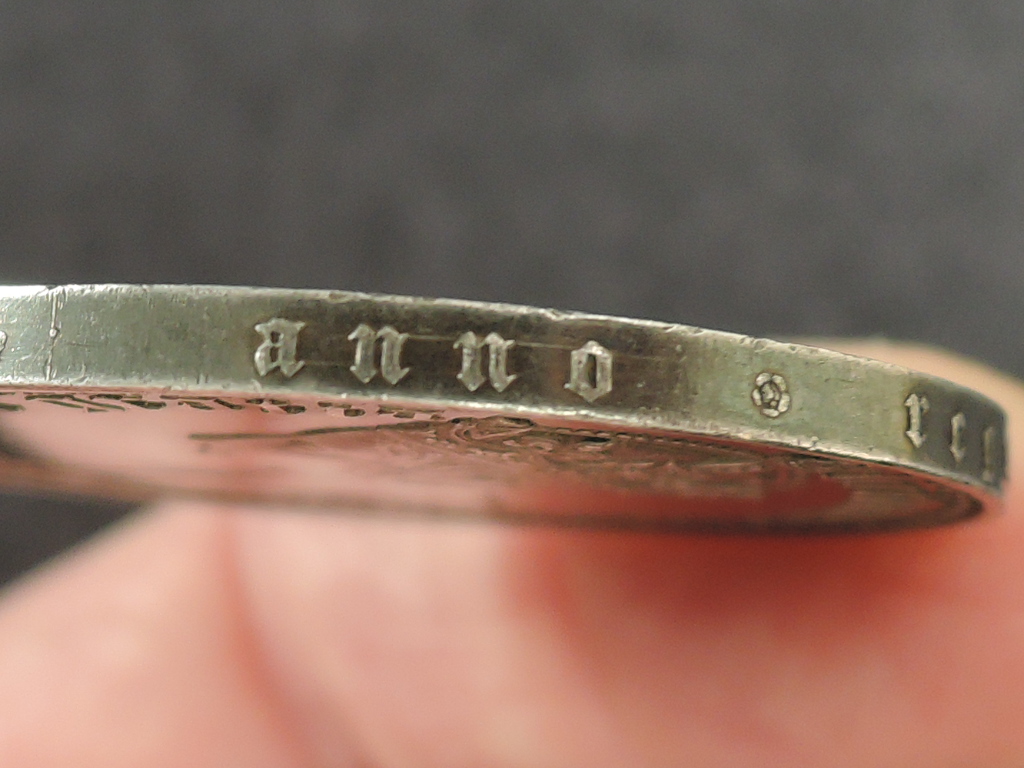 A Queen Victoria Silver 1847 Gothic Crown, Gothic Type Bust, Crowned Cruciform Shields, Emblems in - Image 10 of 19