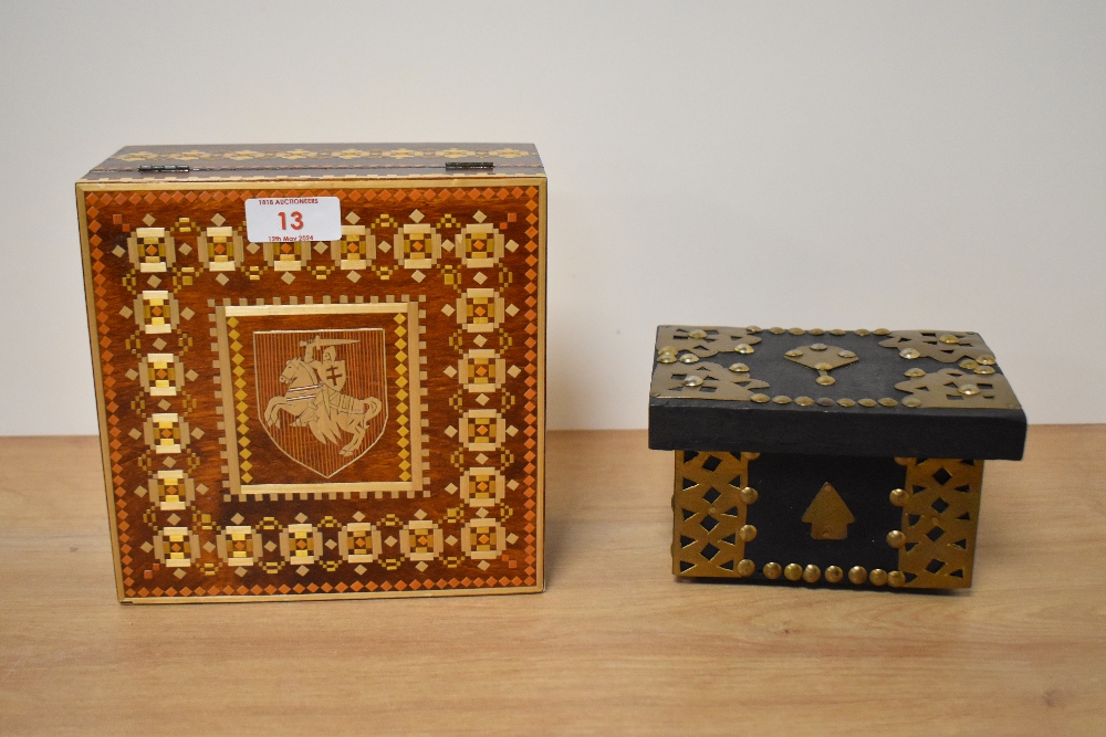 A straw work Etrog type box, having inlaid design with knight on horse back to centre, sold with