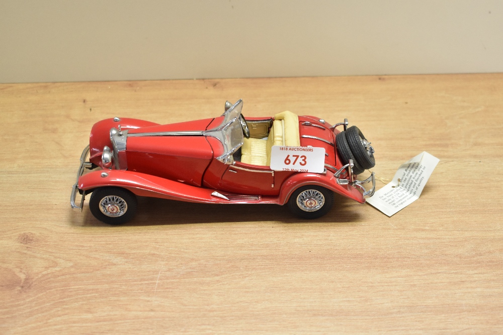 A 1983 Franklin Mint 1:24 scale Die-cast, 1935 Mercedes-Benz 500K Roadster with tag and