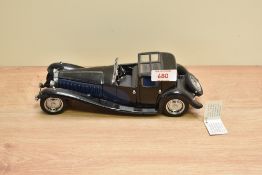 A 1989 Franklin Mint 1:24 scale Die-cast, 1930 Bugatti Royale Coupe Napoleon with tag and