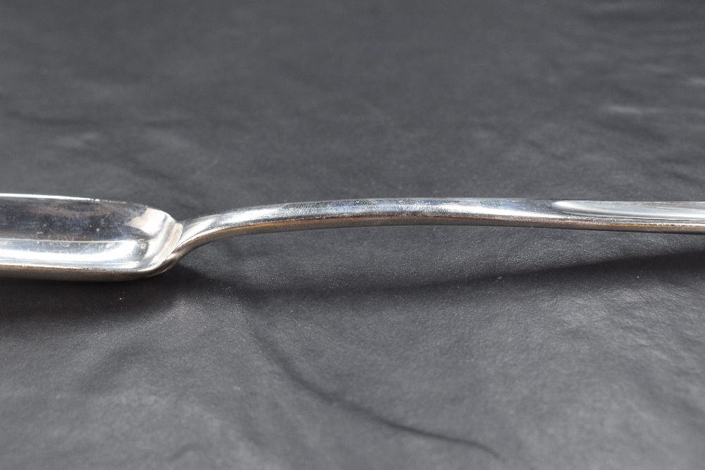 A William IV silver marrow scoop, of plain traditional design with pronounced drop to broader end, - Image 5 of 5