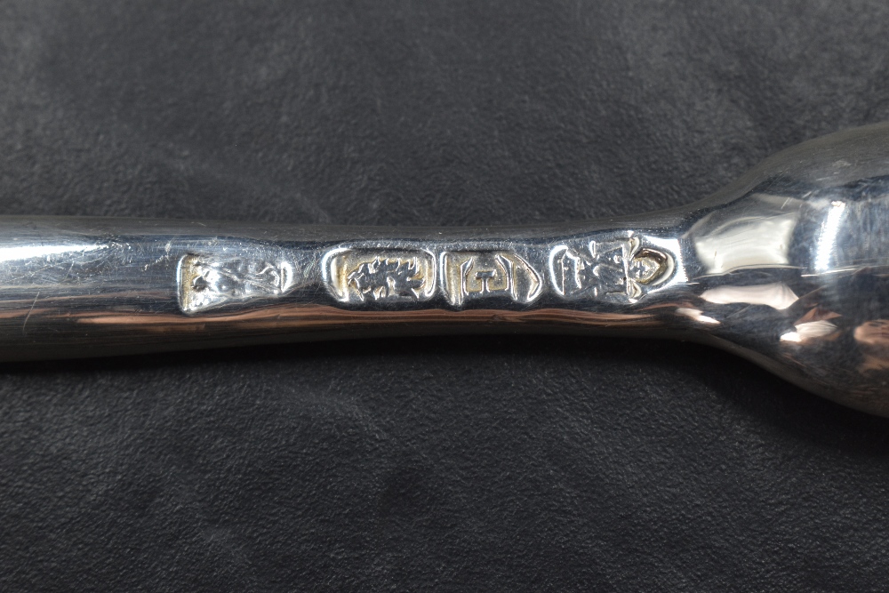 A fine and important George I silver marrow scoop, of traditional form with slender drop to the - Image 4 of 5