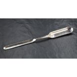 A George III silver marrow scoop of traditional form with drops to each end, the central grip with