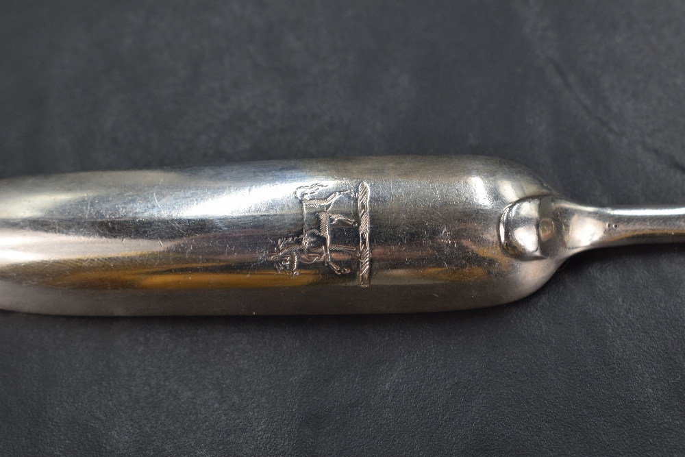 A George III silver marrow scoop, of plain conventional design, with slender central grip and - Image 3 of 5