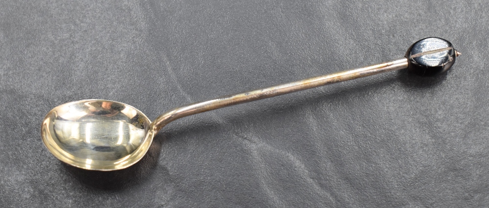 A set of six George V silver coffee bean spoons having black coffee beans to the terminals, mark for - Image 4 of 5