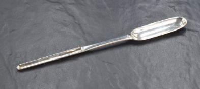 An early George II silver marrow scoop, of plain conventional design, with rounded central grip